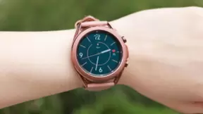 三星Galaxy watch3-适合女性佩戴的时尚手表