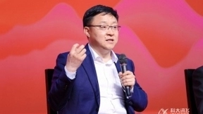 科大讯飞董事长刘庆峰：用人工智能实现对师生的减负