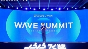 融合创新，降低门槛，飞桨推动人工智能走通工业大生产之路