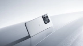 经典白色款回归，一加 10 Pro 胖达白 512GB 至尊版3月1日开售