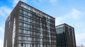 传音控股构建软硬件均衡发展生态，探索非洲多元化增长