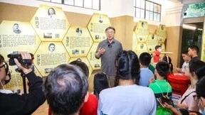 漫读愚园路 品味大师施蛰存的世纪人生