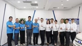 聚势成“邦” 专业有“道”——邦邦汽服携手道达尔能源推出首款联合定制润滑油
