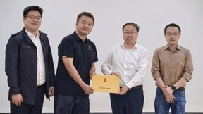普陀区副区长肖立造访上海奇虎科技有限公司，问计问需送上专属“服务包”