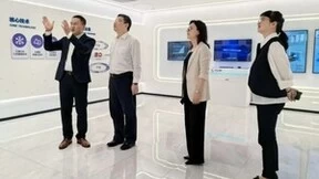 上海市闵行区人大常委会党组书记、主任王观宝走访调研新迪数字