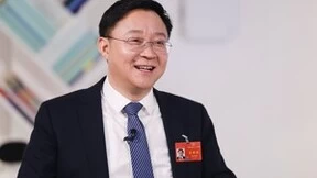 科大讯飞刘庆峰：通用人工智能就是数字时代的“原子弹”，中国必须得有自己的