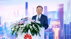 华为第21届分析师大会：全面智能化，跃升数智生产力