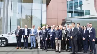 德国巴伐利亚州副州长一行参访文远知行，共商自动驾驶欧洲发展蓝图