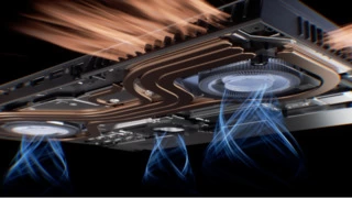 搭载酷睿Ultra HX处理器的雷神旗舰ZERO 18 Pro亮相，打造性能与散热的平衡