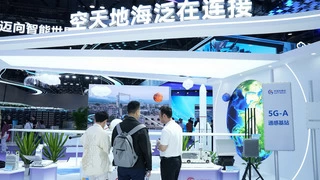 星海织网 智算未来｜中国信科精彩亮相2025中国国际信息通信展