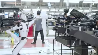 中国第一具身大模型获21亿元融资，银河通用机器人估值突破200亿