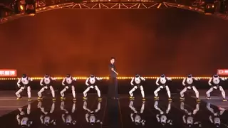 能文能武！智元首个机器人艺人天团亮相湖南卫视跨年演唱会