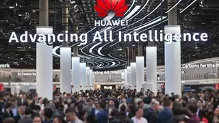 华为助力全球运营商，释放5G-A潜能，平滑向6G演进；深耕AI-Centric 网络三层注智，迈向全面智能化