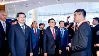 AI能力已落地全业务流程，易鑫亮相世界互联网大会亚太峰会获特首亲临