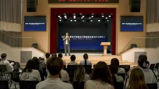 “标榜·易格”人才评估平台在四川标榜职业技术学院发布，将面向1.5万名学生开放使用