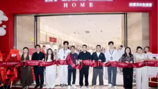 拉夏贝尔：国民品牌如何在存量时代重新长出来？