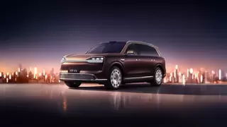 全新一代问界M9上市即热销赛力斯超级增程加速兑现技术价值