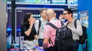 主流媒体聚焦亮亮视野Hey2，AR翻译眼镜在MWC上海展现应用价值