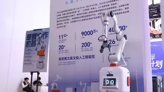 云迹科技发布单臂协作机器人，VLA架构正成为2026具身智能主航道