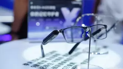 李未可×WorkBuddy发布首款AI记忆眼镜，让AI从听懂话走向懂工作