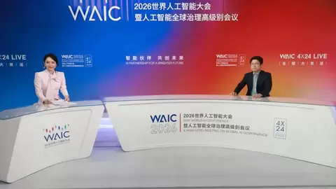 WAIC2026｜对话望石智慧周杰龙：用微观世界模型重构AI制药未来
