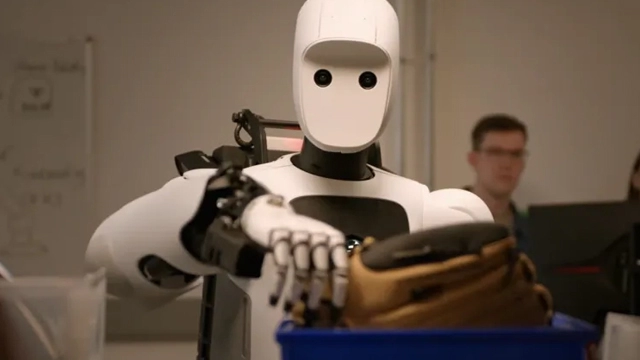 谷歌 DeepMind 推出新一代 AI 模型，能够操控机器人的全身躯体