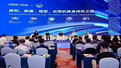 四维图新CEO程鹏：高质量数据是具身智能规模化发展的基石