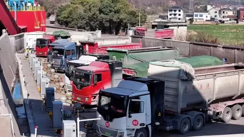 重卡电动化加速跑，补能这道坎怎么过？