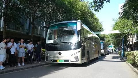 1.3万人共赴西浦开学典礼！160余辆苏州金龙海格客车倾情护航